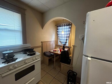 1405 S 5th St, Springfield, IL 62703 - photo 7