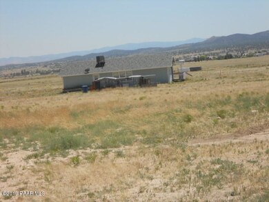 2575 Compass Point Rd, Paulden, AZ 86334 - photo 4