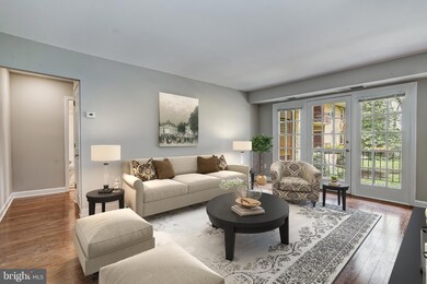 3800 Lyndhurst Dr unit 204, Fairfax, VA 22031 - photo 7