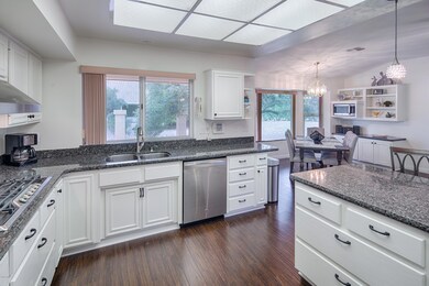 Stainless Appliances & Gas Stove Top