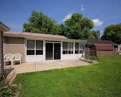 2904 Riverview Ln, Lorain, OH 44055 - photo 4