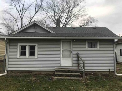 371 W 15th St, Auburn, IN 46706 - photo 2