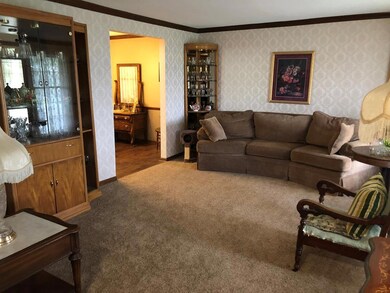 1104 Laura Ave, Bucyrus, OH 44820 - photo 5