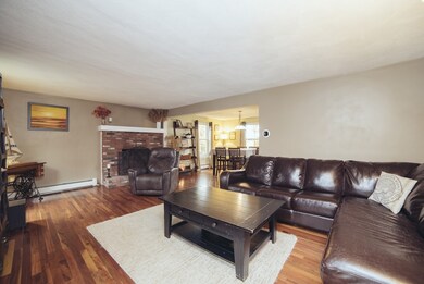 3 Reservoir Rd, Gloucester, MA 01930 - photo 2