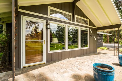 20344 Shahala Ct, Bend, OR 97702 - photo 2