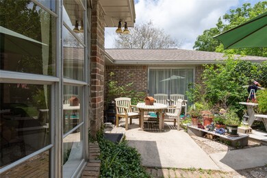 16503 Hibiscus Ln, Friendswood, TX 77546 - photo 6