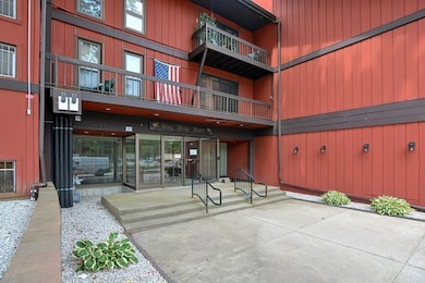 King Philip Manor unit 320, Taunton, MA 02780 - photo 5