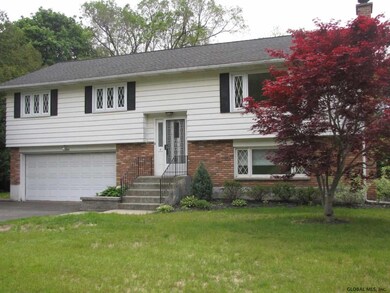 3104 E Old State Rd, Schenectady, NY 12303 - photo 2