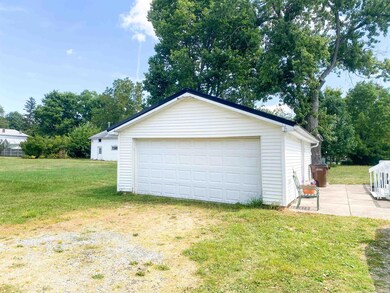 202 W Grant St, Lynn, IN 47355 - photo 4