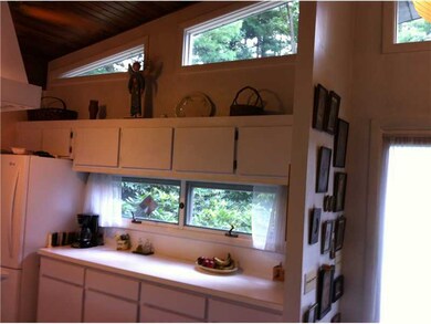 7 Hughes Dr, Greenville, RI 02828 - photo 7