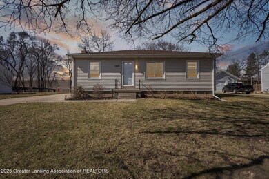 1007 Maycroft Rd, Lansing, MI 48917 - photo 2