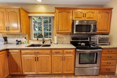 1025 Diamond Willow Cir, Waite Park, MN 56387 - photo 3