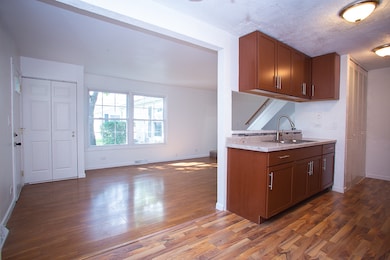 426 James Ct unit B, Glendale Heights, IL 60139 - photo 7