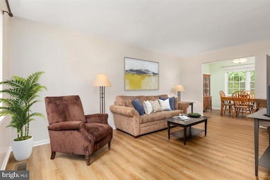 2272 Gunsmith Square, Reston, VA 20191 - photo 5