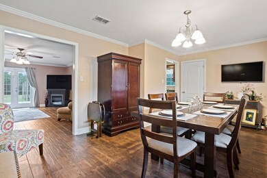 Formal Dining