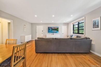 19916 21st Ave unit 1336, Whitestone, NY 11357 - photo 6