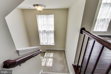 43489 Town Gate Square unit ., Chantilly, VA 20152 - photo 6