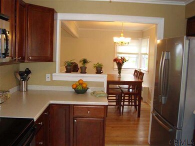 37 Snyders Lake Rd, Wynantskill, NY 12198 - photo 2