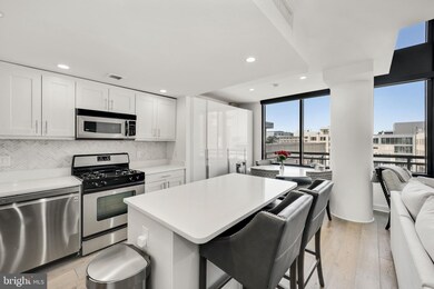 Ventana unit 1107, Washington, DC 20004 - photo 6