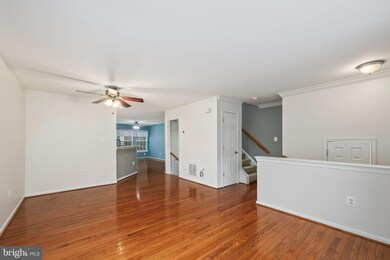 14380 Legend Glen Ct, Gainesville, VA 20155 - photo 6