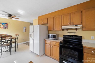 177 Candlestick Dr unit 17, Statesville, NC 28625 - photo 3