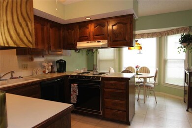 6612 Parkhill St, Shawnee, KS 66216 - photo 7