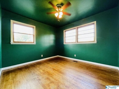 4221 Penny St SW, Huntsville, AL 35805 - photo 7
