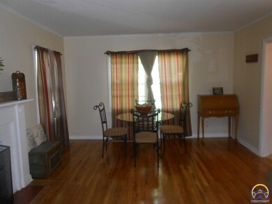2913 SW 20th St, Topeka, KS 66604 - photo 6