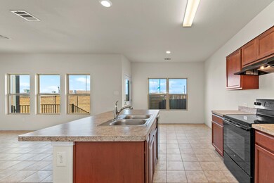 224 Circle Way unit 13E, Jarrell, TX 76537 - photo 7