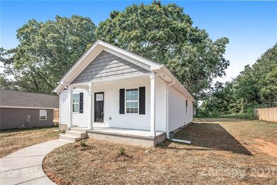 930 Winston Ave, Statesville, NC 28677 - photo 2