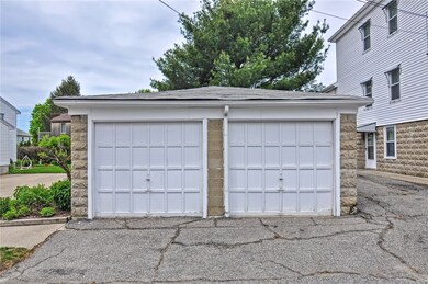 8 Fountain Ave, Cranston, RI 02920 - photo 4