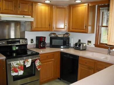 44 Egerton Rd, Langdon, NH 03602 - photo 4