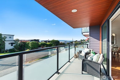 300 2nd Ave N unit 1C, Edmonds, WA 98020 - photo 2