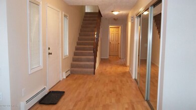 Entry way