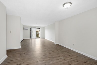 307 Pawtucket Blvd unit 23, Lowell, MA 01854 - photo 3