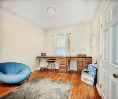 1st floor bedroom 2
(Photo has been enhanced)