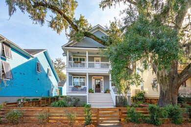 5232EDolphinSt-KeenEyeMarketing-003