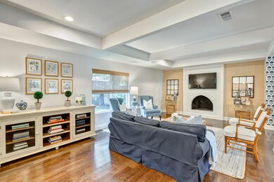 10030 Olympia Dr, Houston, TX 77042 - photo 4