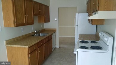 18134 Rolling Meadow Way, Olney, MD 20832 - photo 7