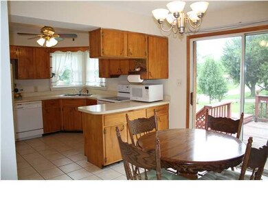 6203 Apex Dr, Louisville, KY 40219 - photo 6