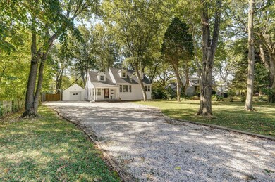 2258 E Grand St-1