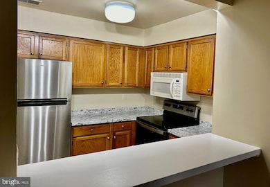 11439 Appledowre Way, Germantown, MD 20876 - photo 6