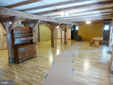 238 Sycamore Ln unit B, Phoenixville, PA 19460 - photo 5