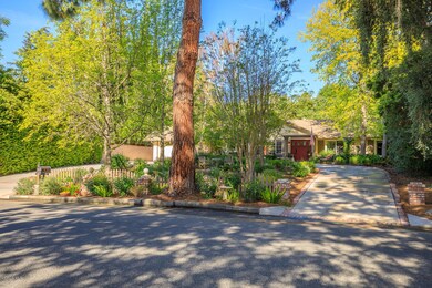 1074 Jeannette Ave Thousand-large-002-2-