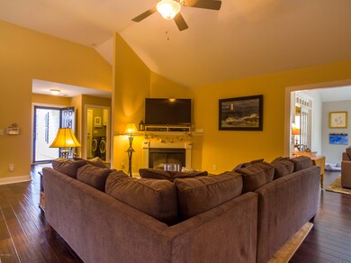 1025 MILL CREEK LOOP-21