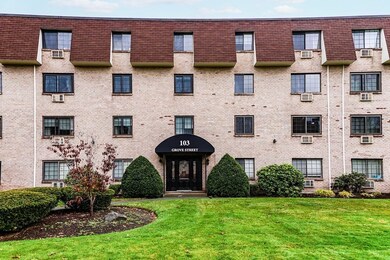 103 Grove St unit 314, Rockland, MA 02370 - photo 4