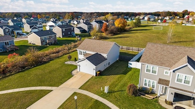 327 Keenen Ct, Howell, MI 48855 - photo 5