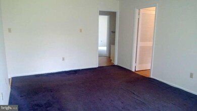 1002 Brinker Dr unit 201, Hagerstown, MD 21740 - photo 7