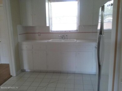 2638 Emily Dr, Jacksonville, FL 32216 - photo 4