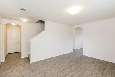 1507 Bobolink, Ennis, TX 75119 - photo 4